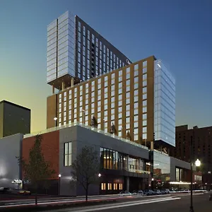 Omni 4*, Louisville United States